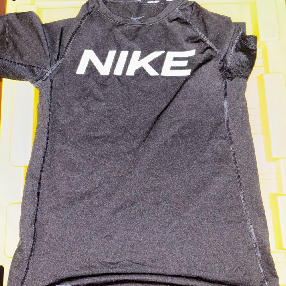 Nike Black Short Sleeve Tee Performance Top